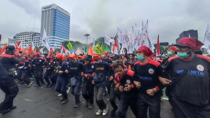  Aksi May Day Fiesta: GBK Akan Ramai Massa Buruh